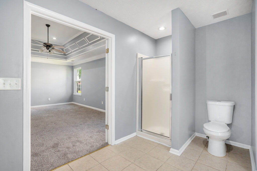 018_4237_shoreside_44_892