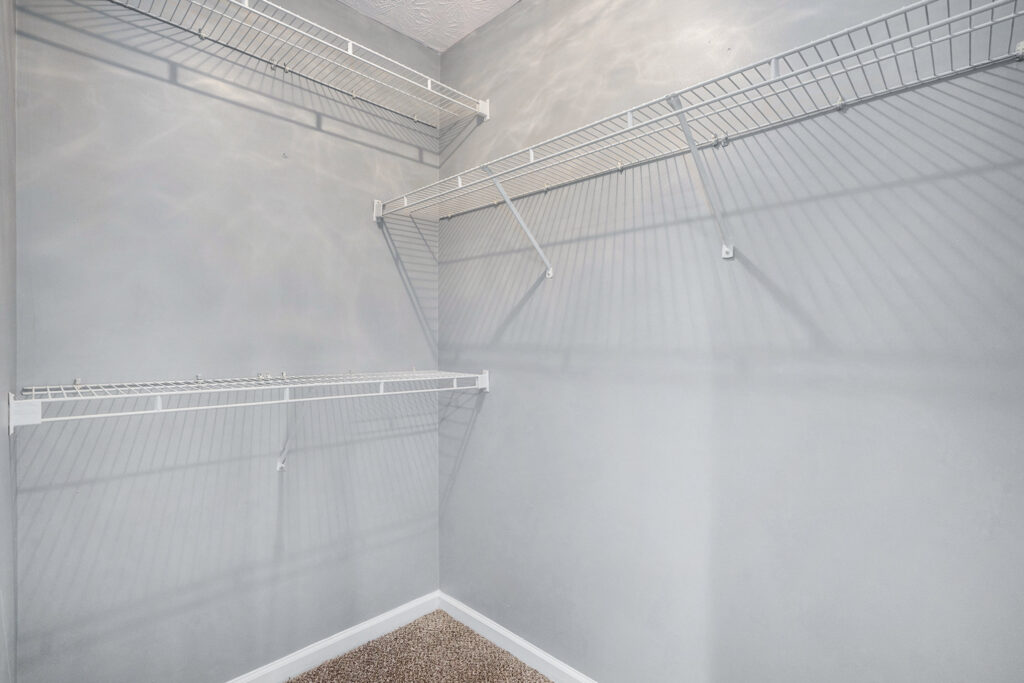 019_4237_shoreside_68_53