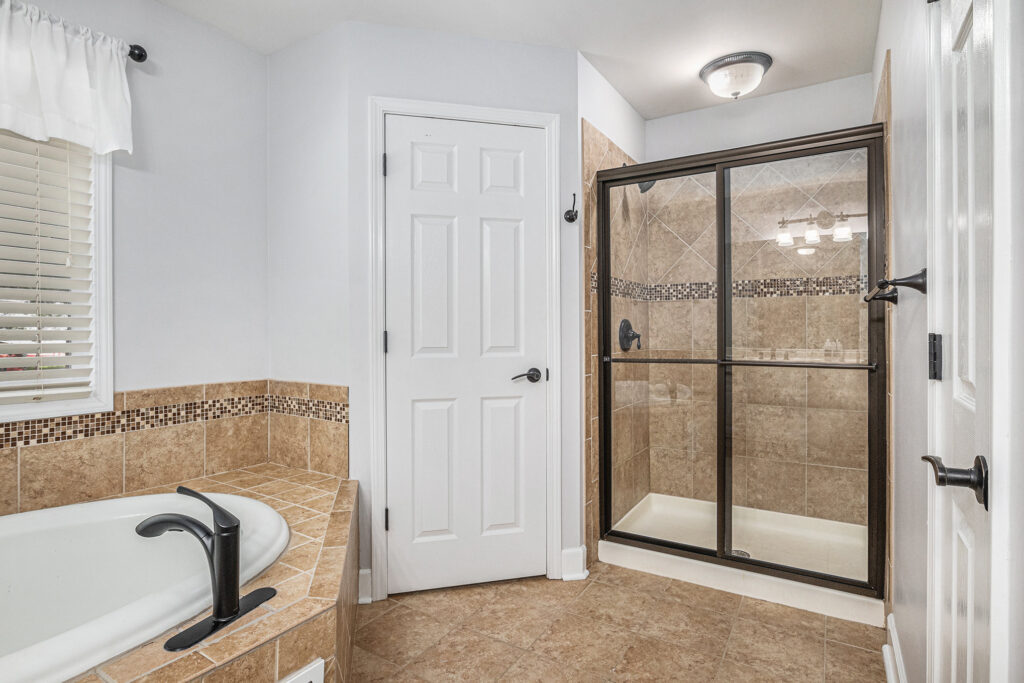 022_3055_dogwood_hollow_lane42_286